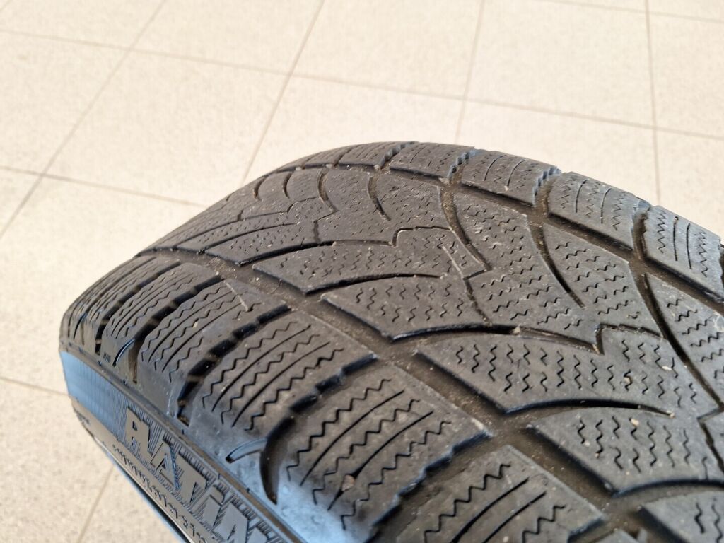 Mercedes-Benz CLA 2013 Valkoinen