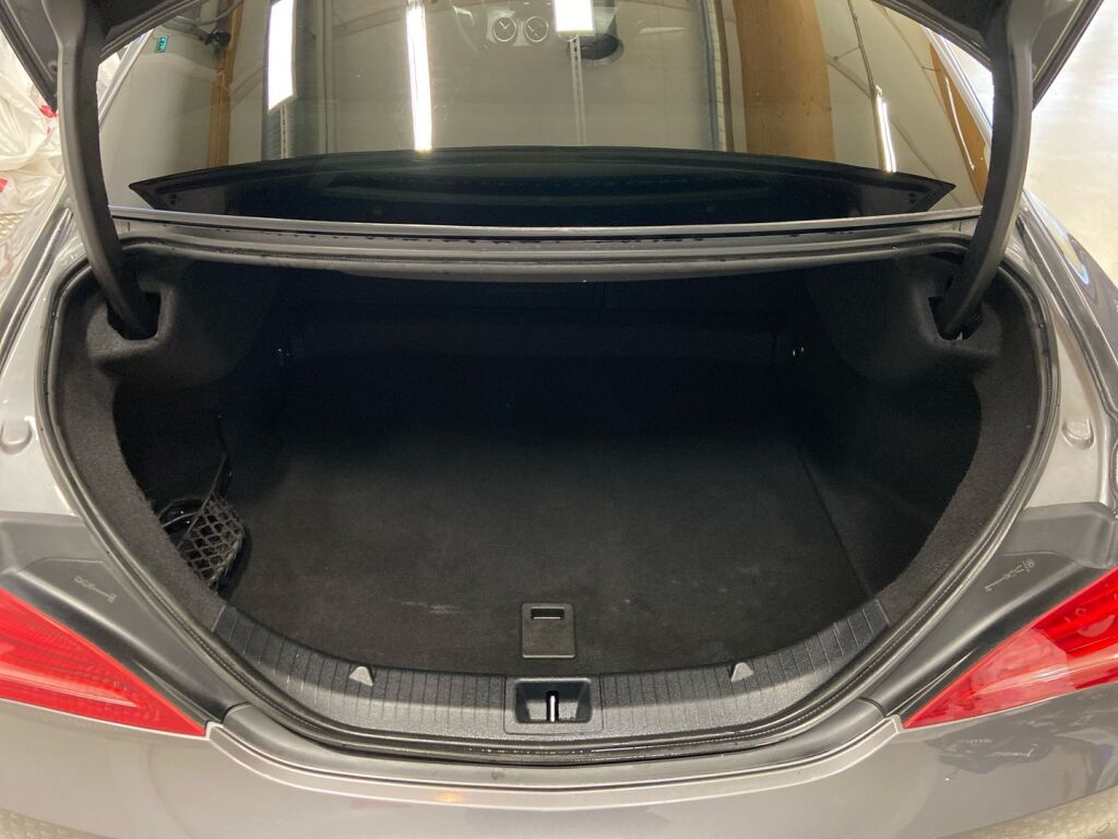 Mercedes-Benz CLA 2013 Harmaa