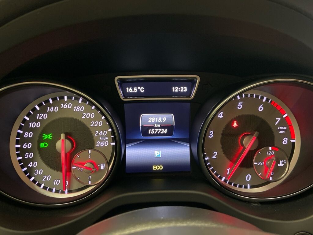 Mercedes-Benz CLA 2013 Harmaa