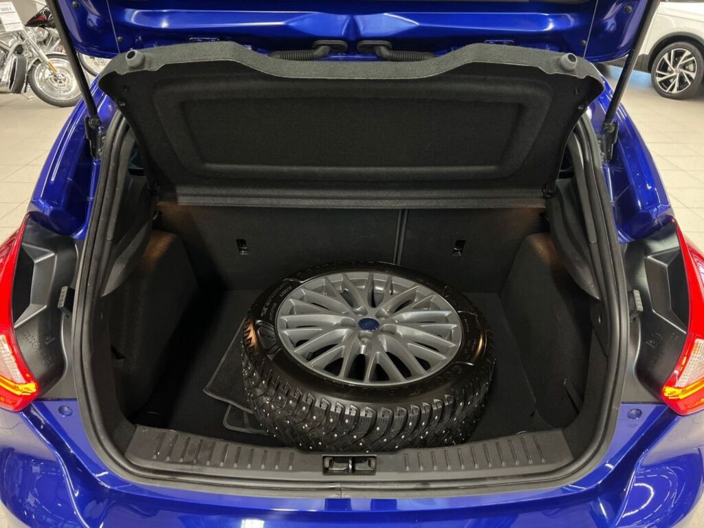 Ford Focus 2013 Sininen