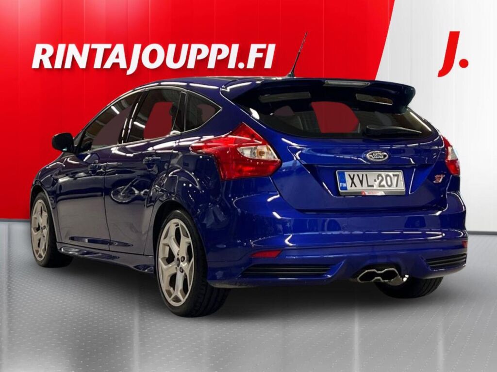 Ford Focus 2013 Sininen