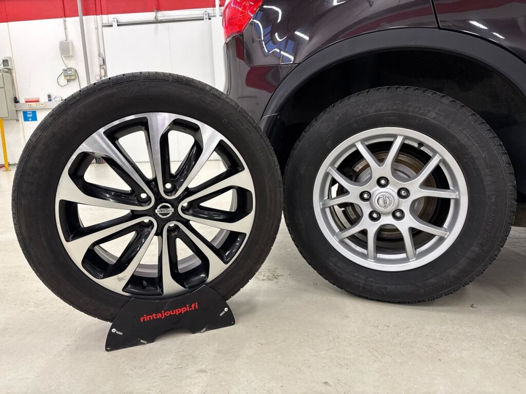 Nissan Qashqai 2013 Violetti