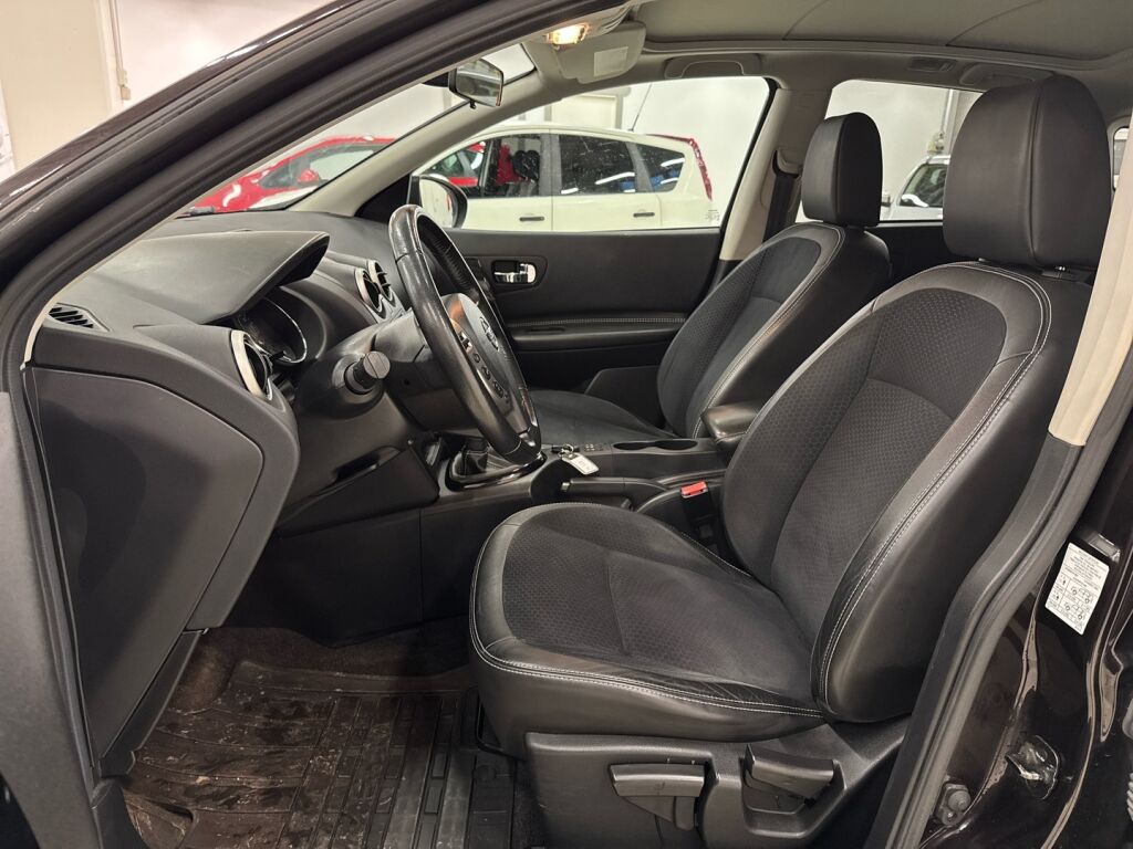 Nissan Qashqai 2013 Violetti