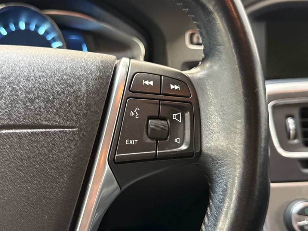 Volvo V60 2013 Valkoinen