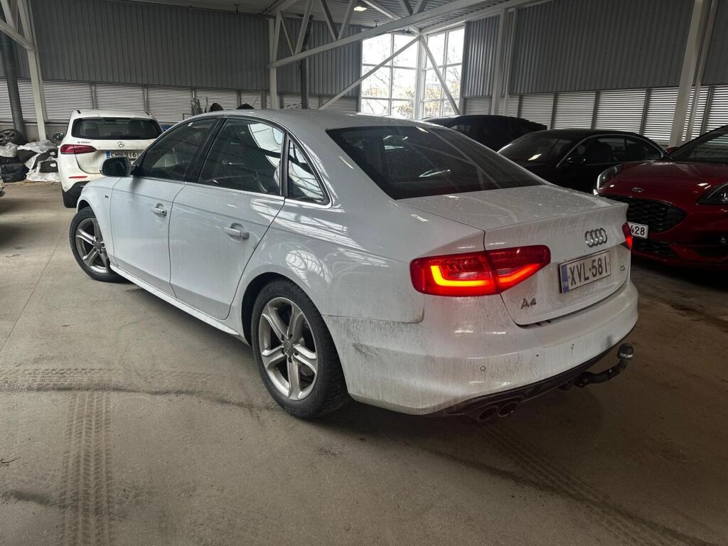 Audi A4 2013 Valkoinen