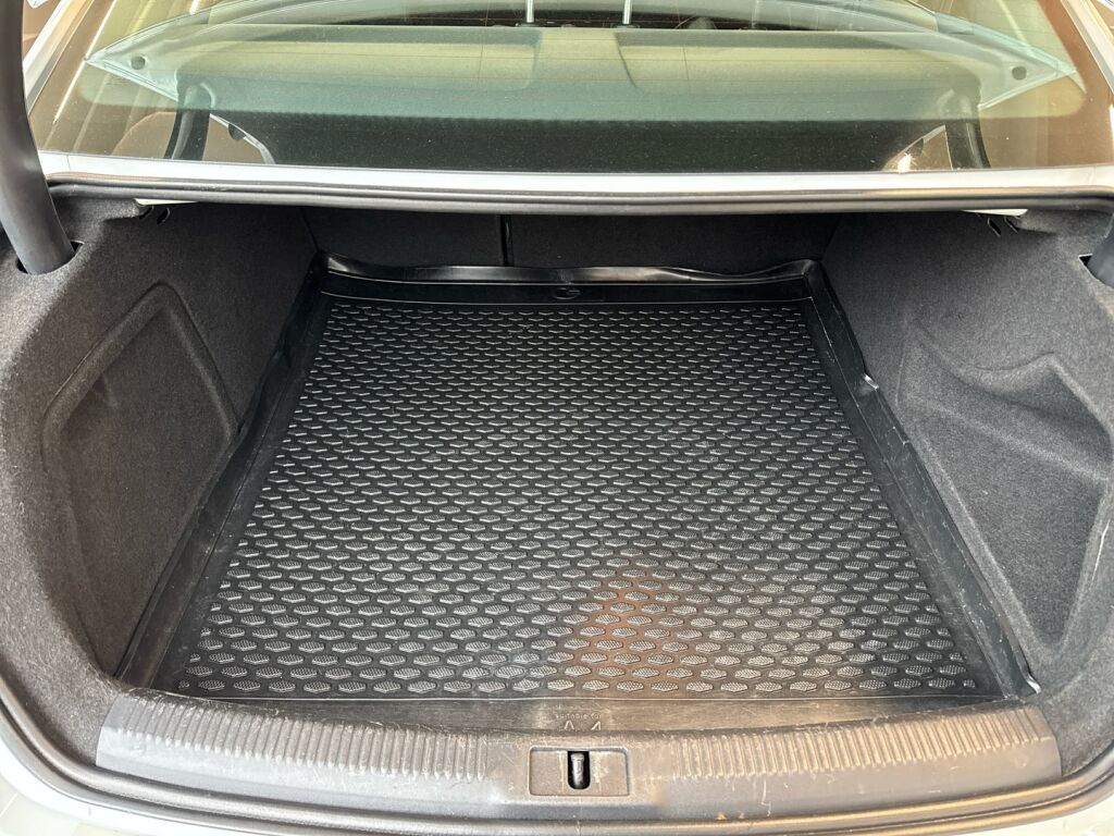 Audi A4 2013 Valkoinen