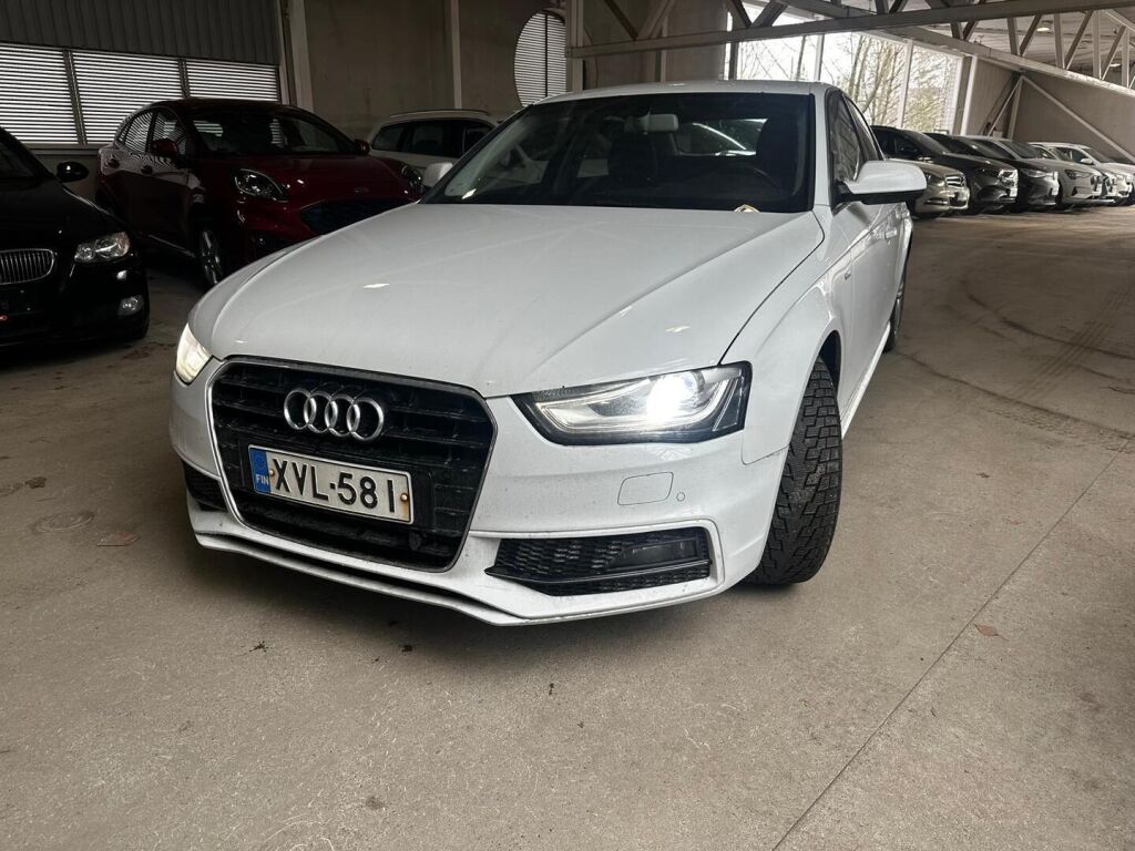 Audi A4 2013 Valkoinen