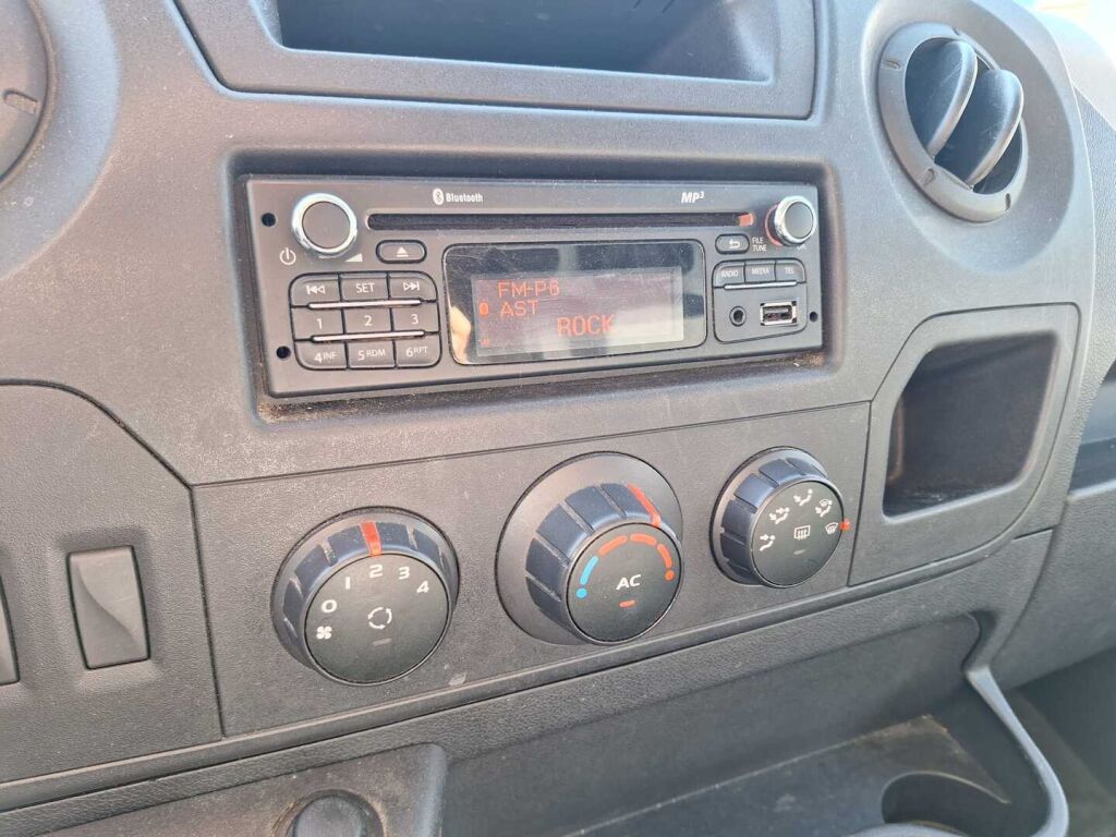 Opel Movano 2013 Valkoinen