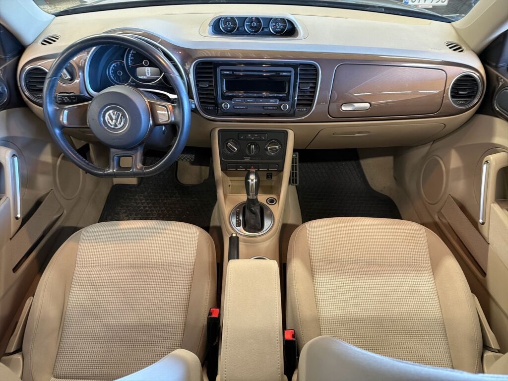 Volkswagen Beetle 2013 Ruskea (beige)