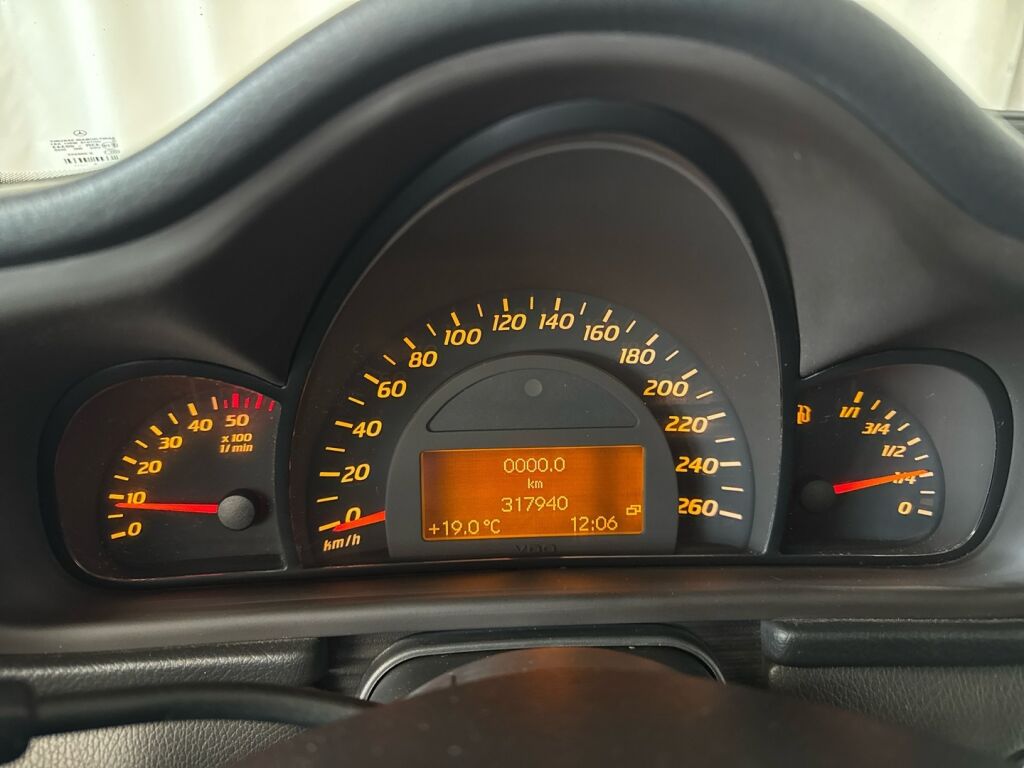 Mercedes-Benz C 2002 Sininen