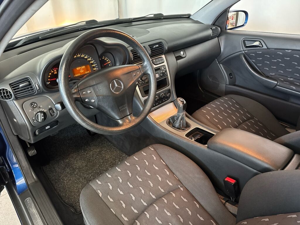 Mercedes-Benz C 2002 Sininen