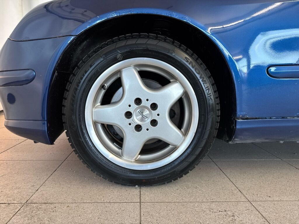 Mercedes-Benz C 2002 Sininen