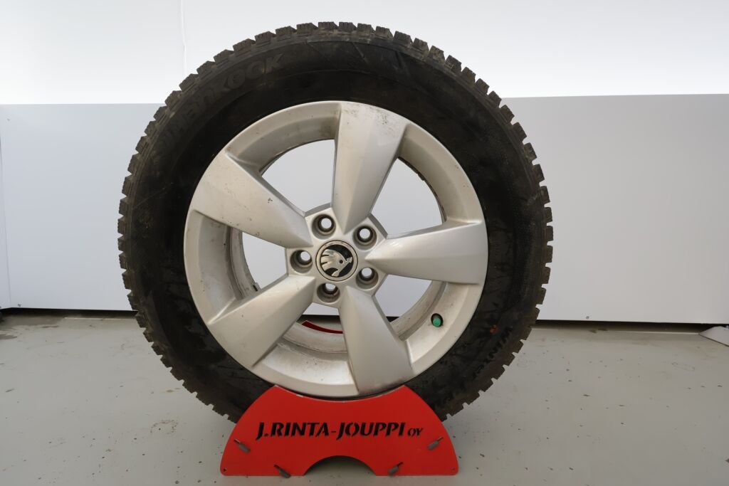 Skoda Rapid 2014 Valkoinen