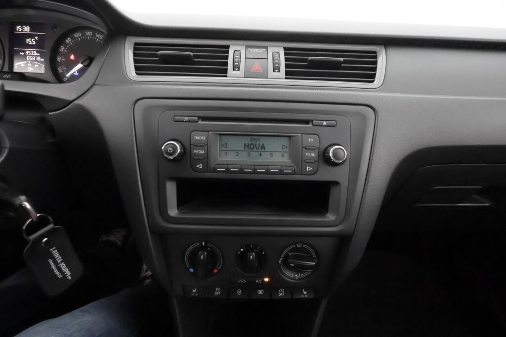 Skoda Rapid 2014 Valkoinen