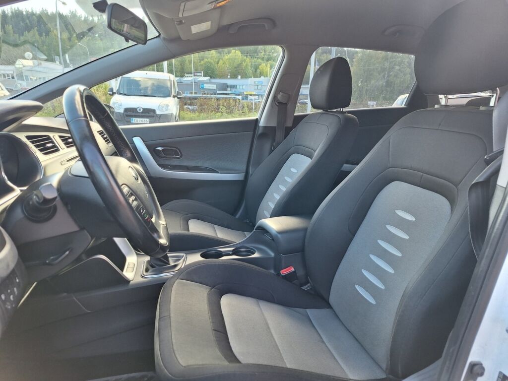 Kia Ceed 2015 Valkoinen