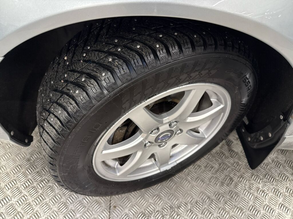 Volvo V70 2014 Harmaa