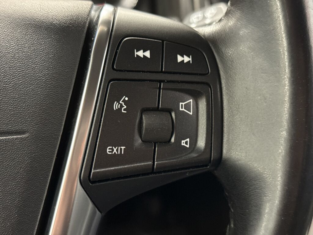 Volvo V70 2014 Harmaa