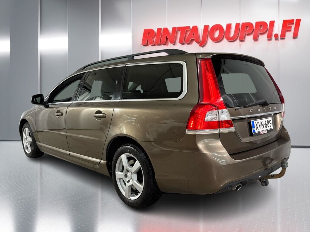 Volvo V70 2014 Ruskea (beige)
