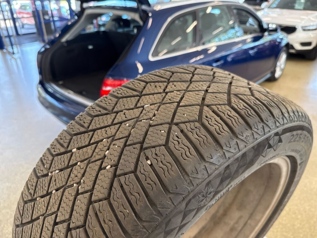 Audi A4 2014 Sininen