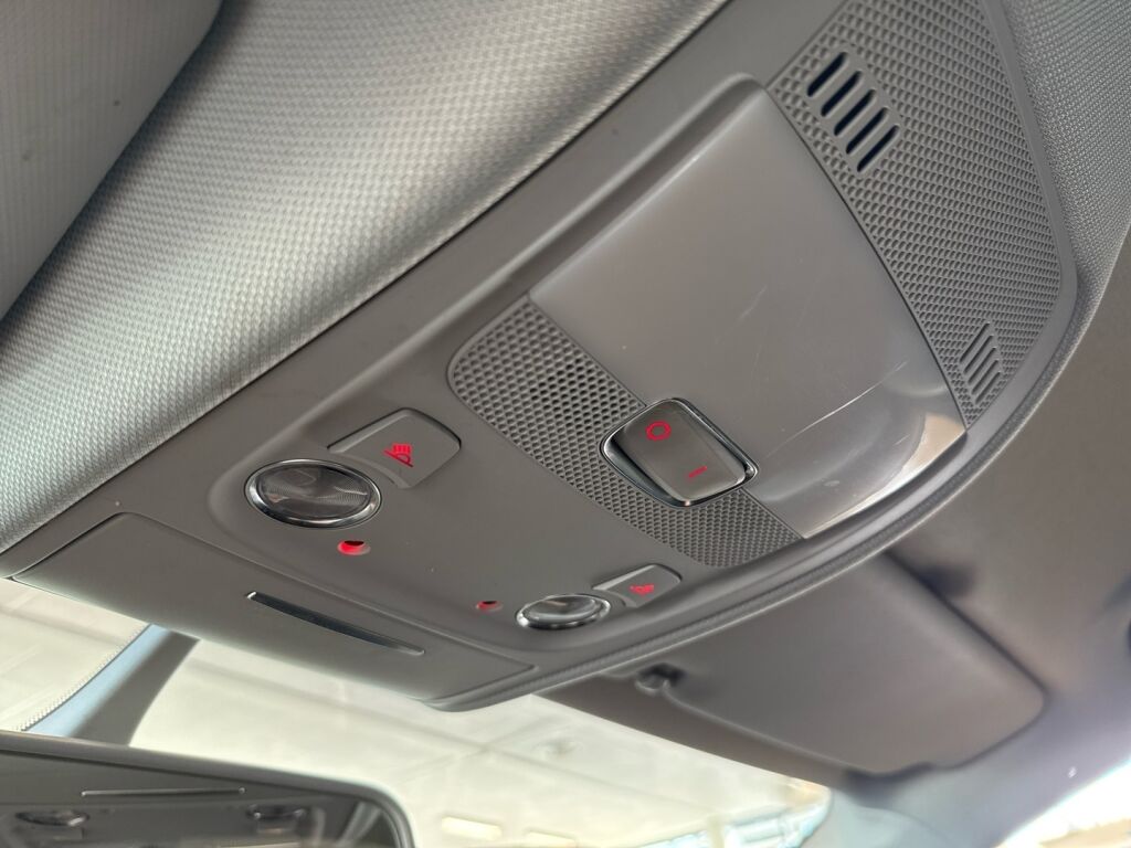 Audi A4 2014 Sininen