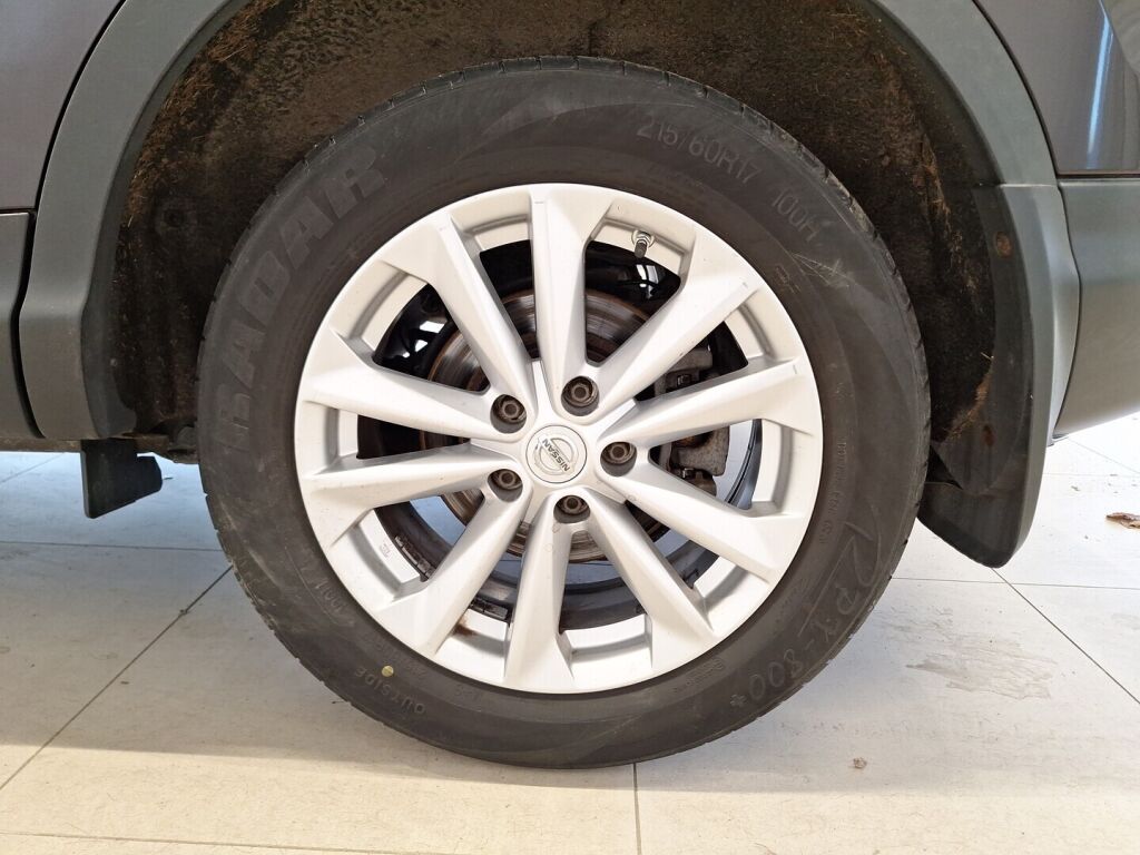 Nissan Qashqai 2014 Violetti