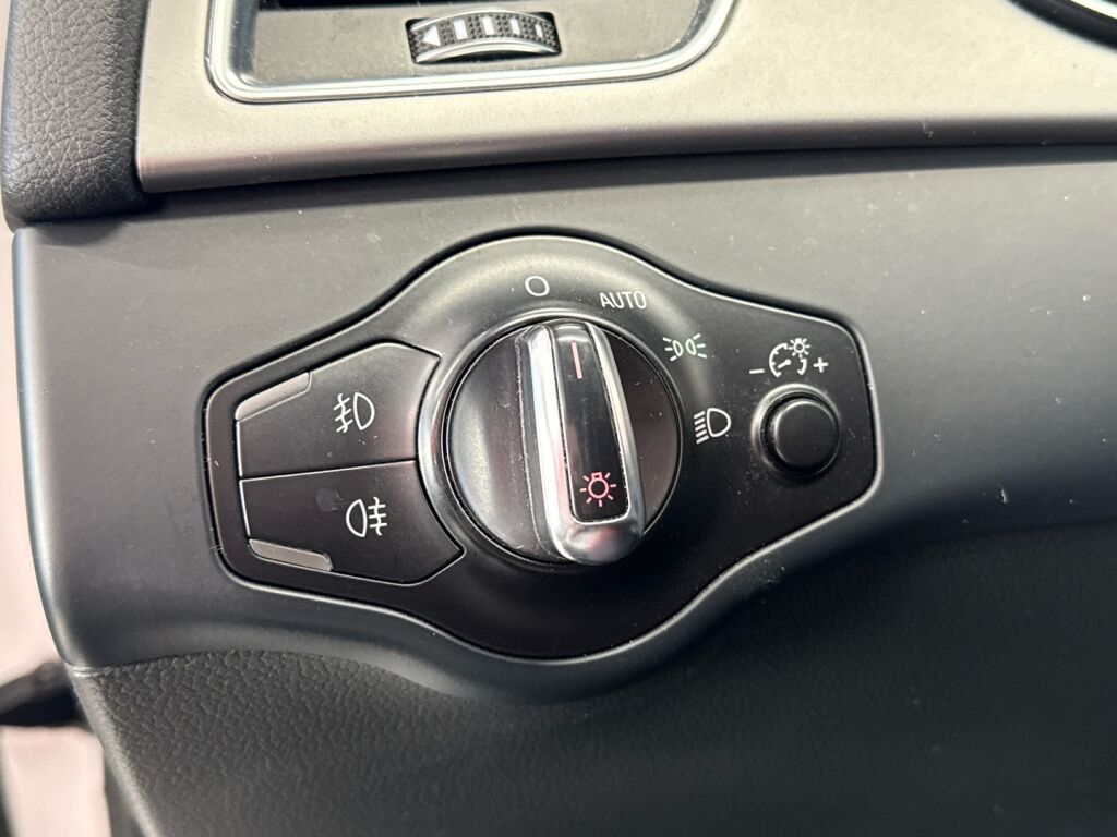 Audi A4 2014 Valkoinen