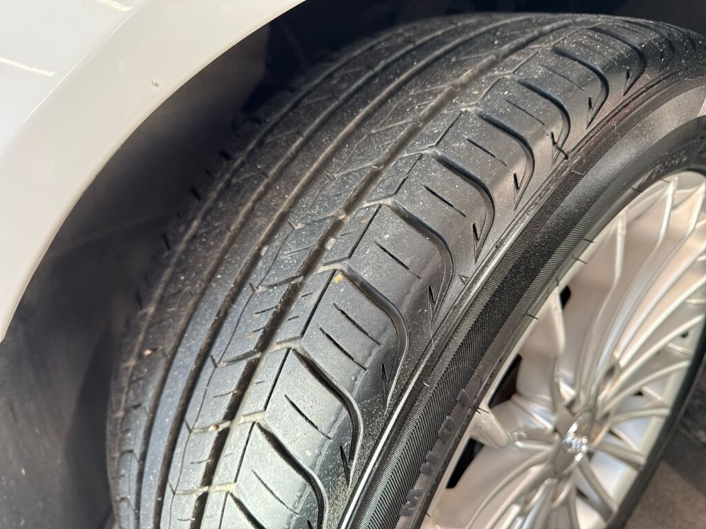 Audi A4 2014 Valkoinen