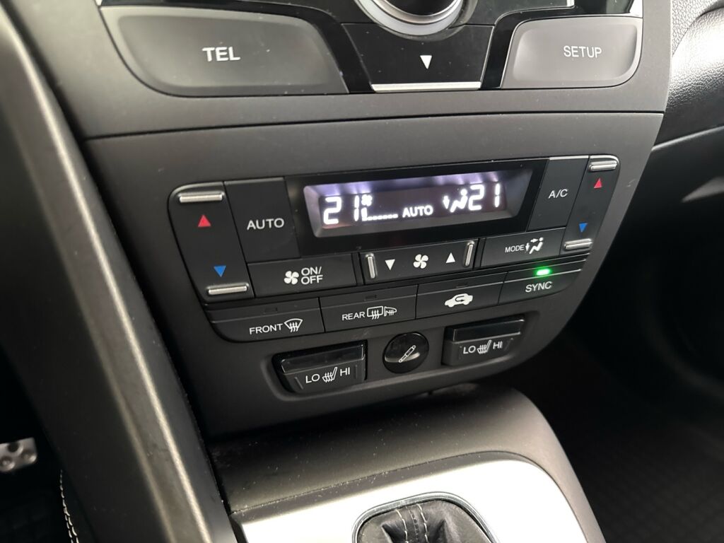 Honda Civic 2014 Punainen