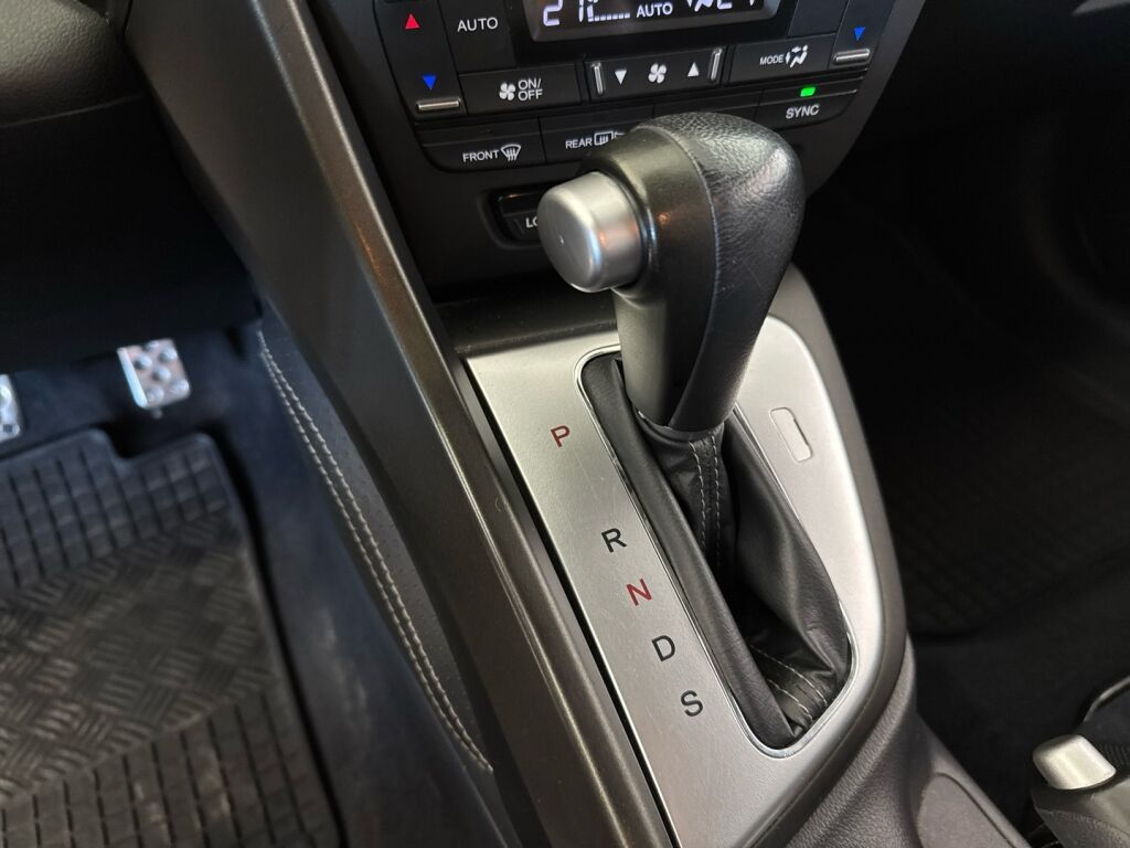 Honda Civic 2014 Punainen