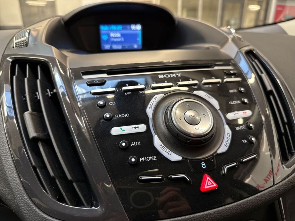 Ford Kuga 2014 Valkoinen