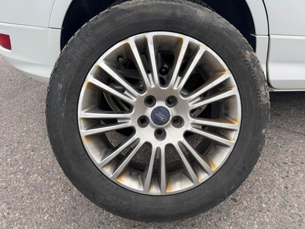 Ford Kuga 2014 Valkoinen
