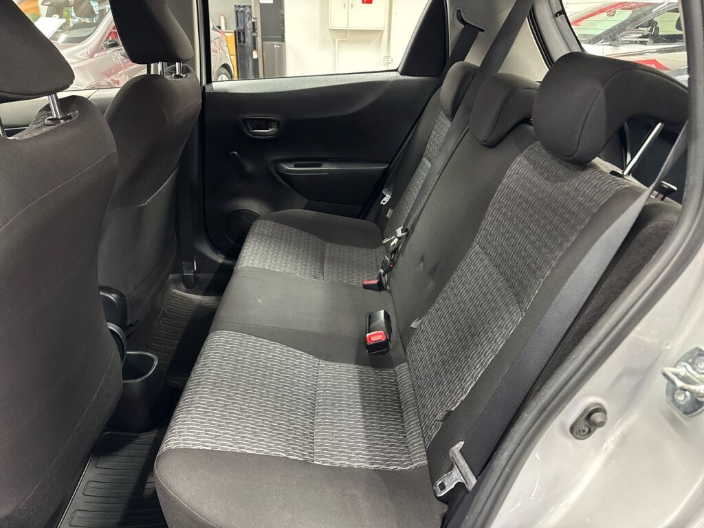 Toyota Yaris 2014 Hopea