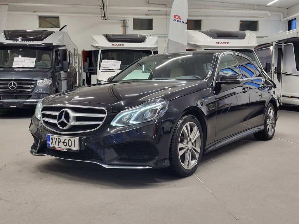 Mercedes-Benz E 2014 Musta