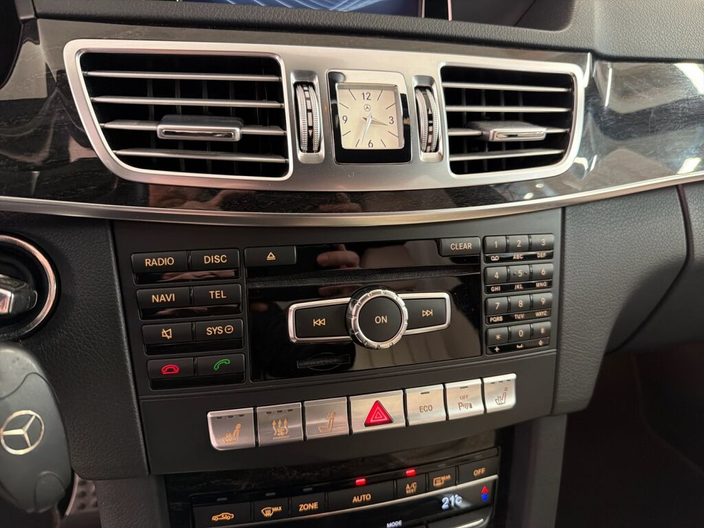 Mercedes-Benz E 2014 Musta
