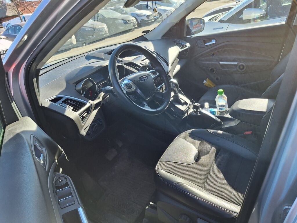 Ford Kuga 2014 Harmaa