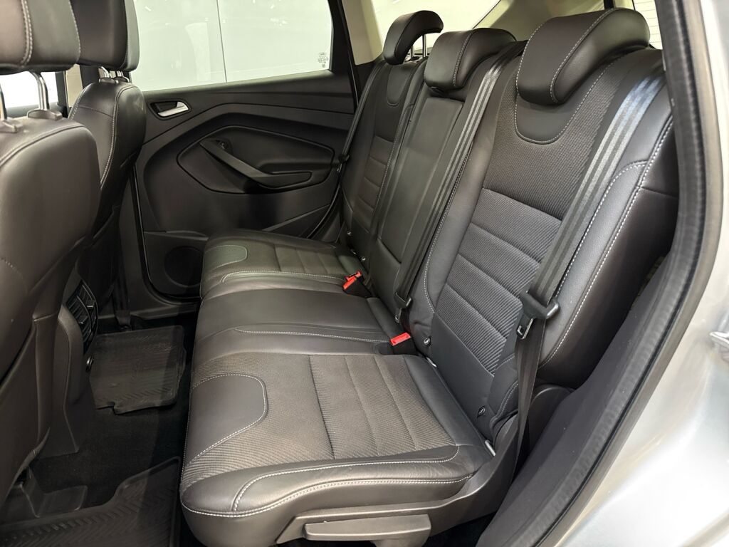 Ford Kuga 2014 Harmaa