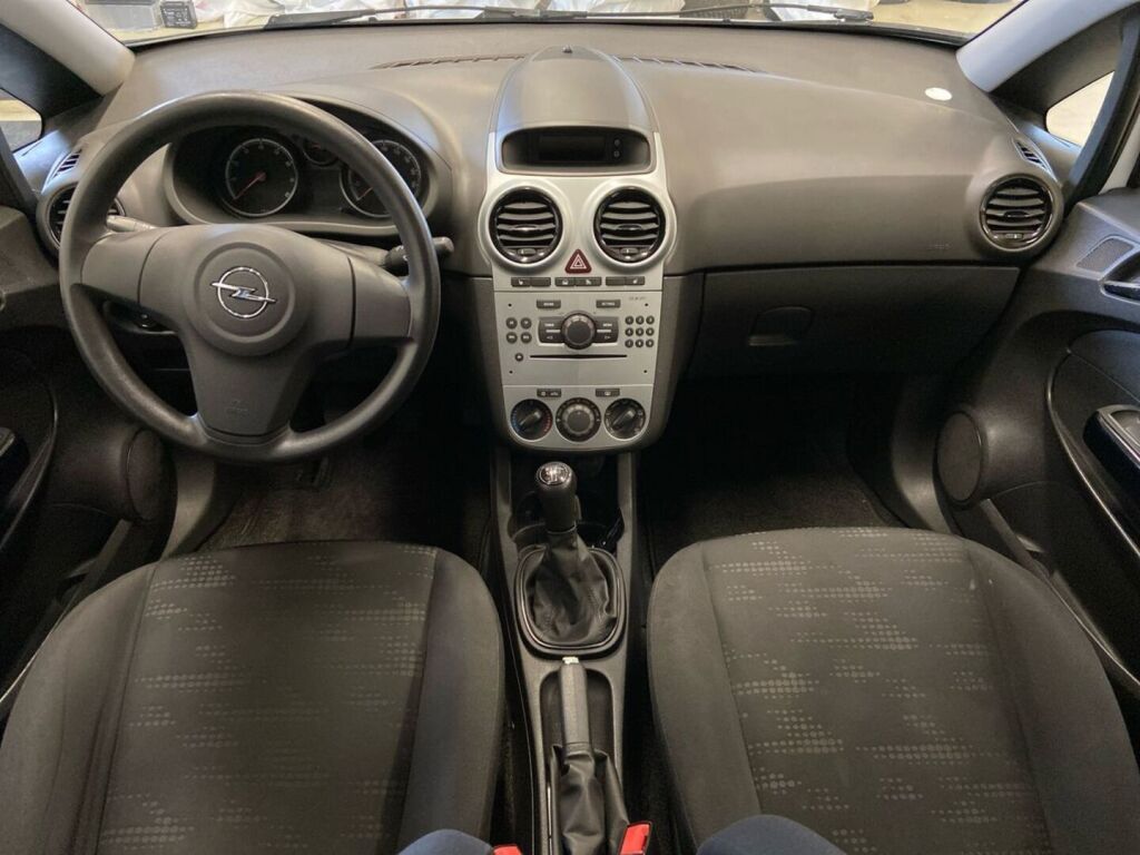 Opel Corsa 2014 Valkoinen