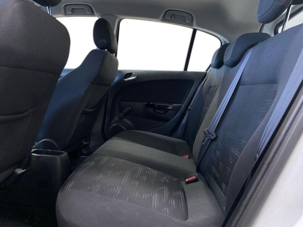 Opel Corsa 2014 Valkoinen