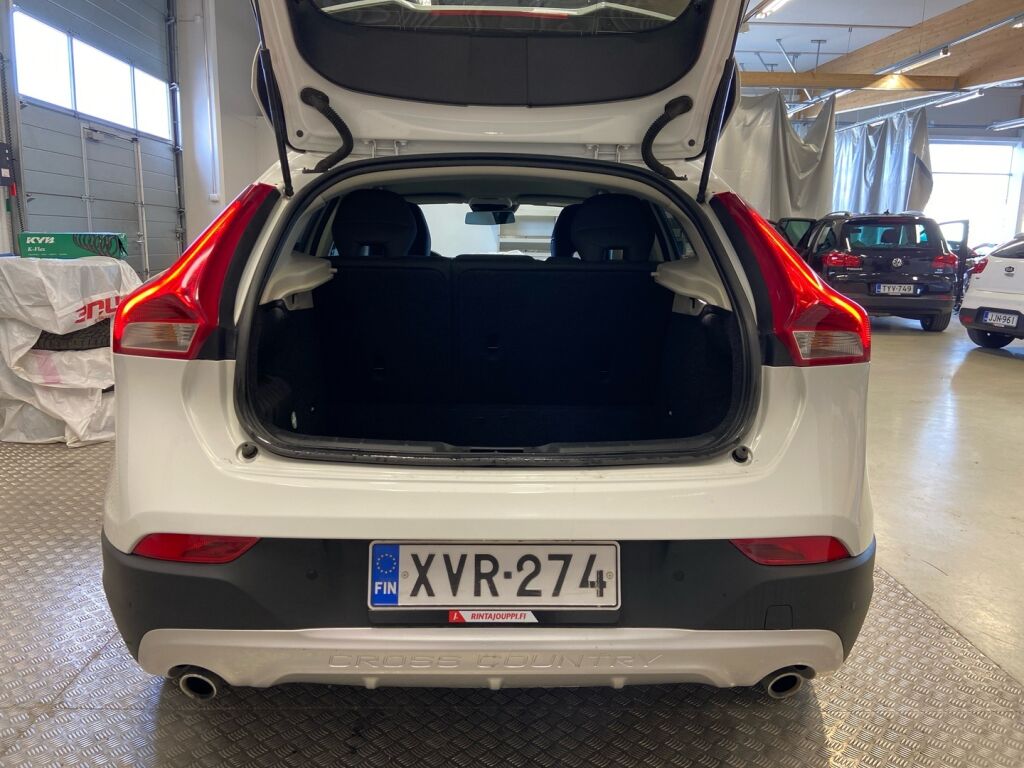 Volvo V40 Cross Country 2014 Valkoinen