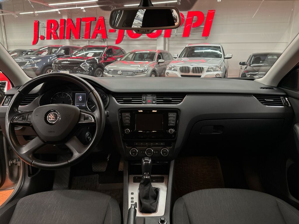 Skoda Octavia 2014 Ruskea (beige)