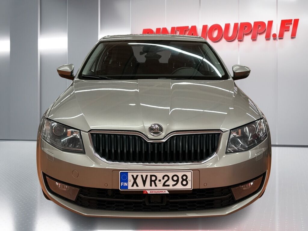 Skoda Octavia 2014 Ruskea (beige)