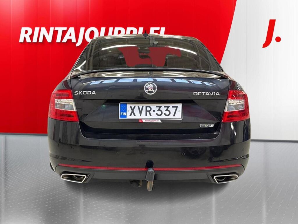 Skoda Octavia 2014 Musta