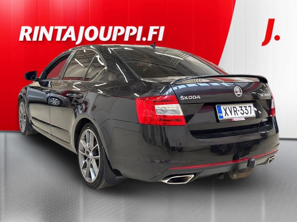 Skoda Octavia 2014 Musta
