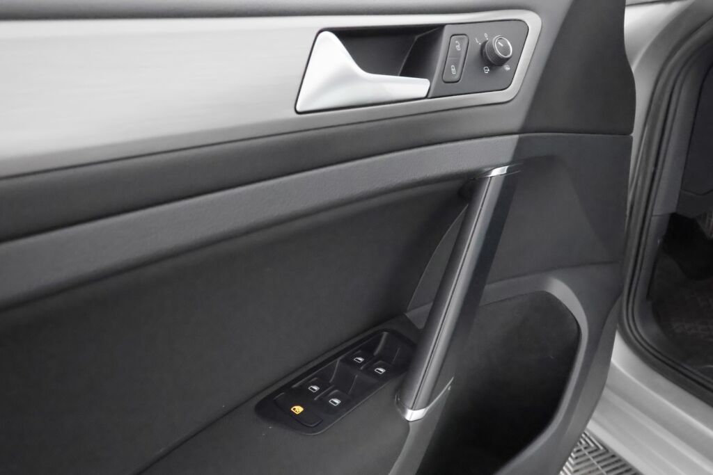 Volkswagen Golf 2014 Harmaa