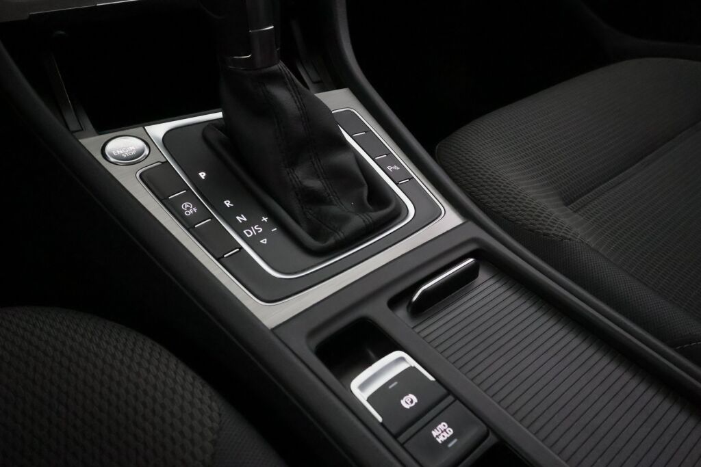 Volkswagen Golf 2014 Harmaa