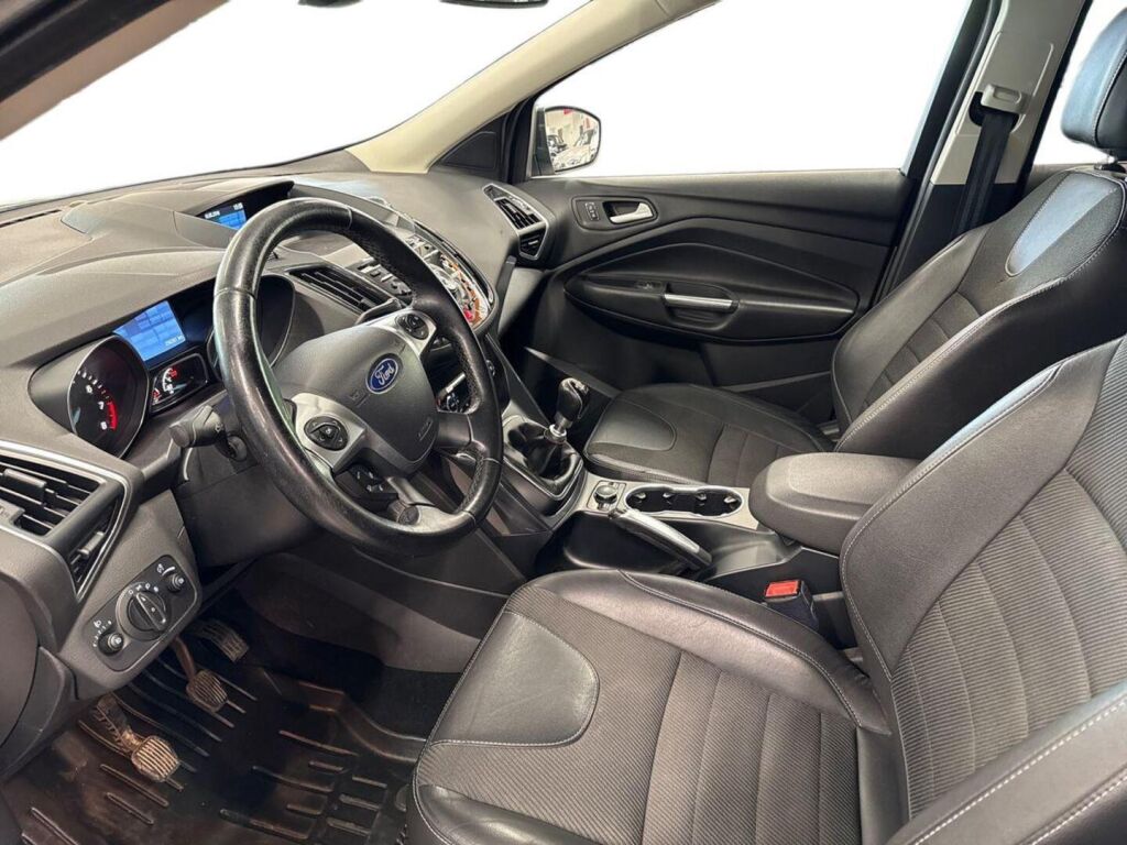 Ford Kuga 2014 Vihreä
