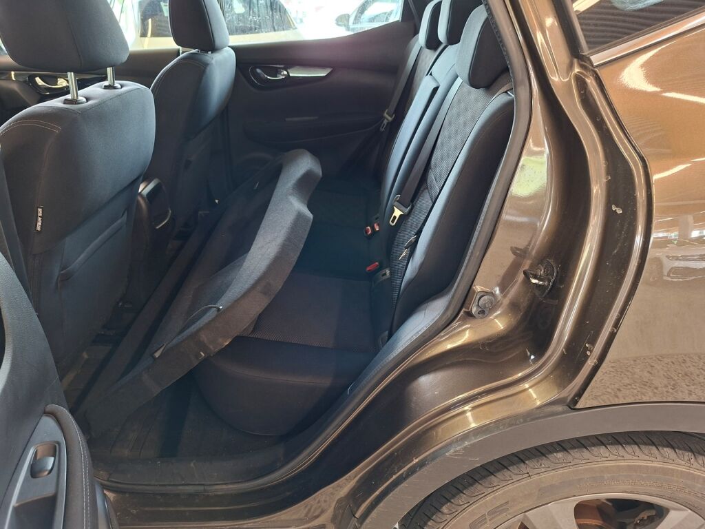 Nissan Qashqai 2014 Ruskea (beige)