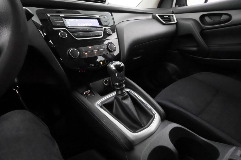 Nissan Qashqai 2014 Punainen