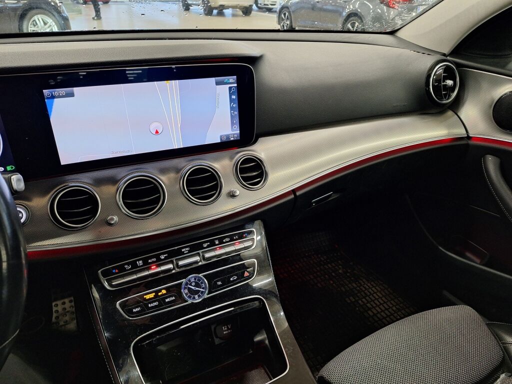 Mercedes-Benz E 2019 Musta