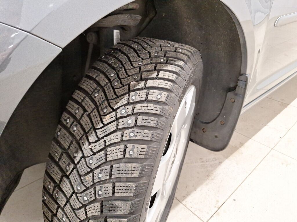 Volkswagen Caddy Maxi 2019 Harmaa